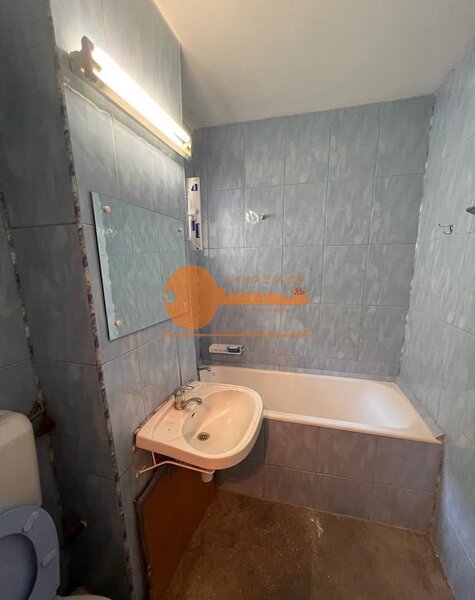 Doamna Ghica, apartament cu 3 camere, bloc reabilitat.